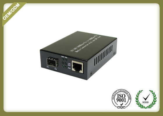 China 1000M SFP Fiber Media Converter Adopting External Power 1 SFP slot + 1 10/100/1000M RJ45 port supplier