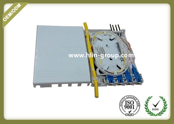 China Indoor FTTH Fiber Optic Terminal Box 4 Cores ABS Material Small Size Wall Mount supplier